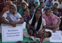 गुजरात की कहानी डॉ. सुरेश खैरनार की जुबानी.